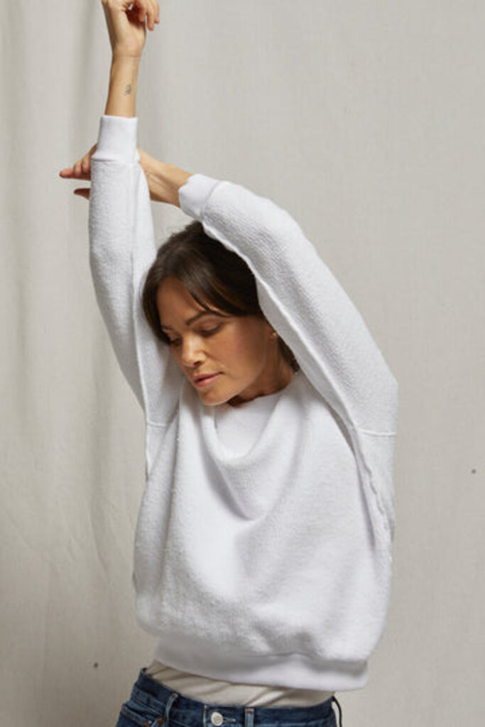 PERFECT WHITE TEE ZIGGY FLEECE SHRUNKEN SWEATSHIRT IN WHITE AND BLACK