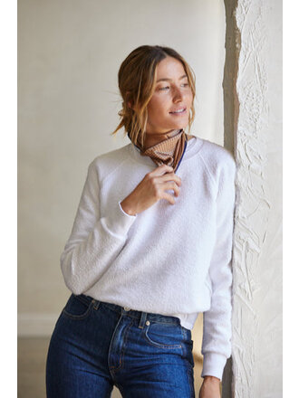 PERFECT WHITE TEE ZIGGY FLEECE SHRUNKEN SWEATSHIRT IN WHITE AND BLACK