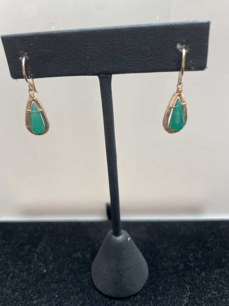 GREEN ONYZ EARRINGS
