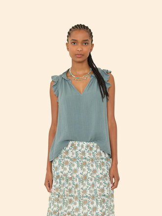 XIRENA BEX GAUZE TOP IN DUSTY SAGE