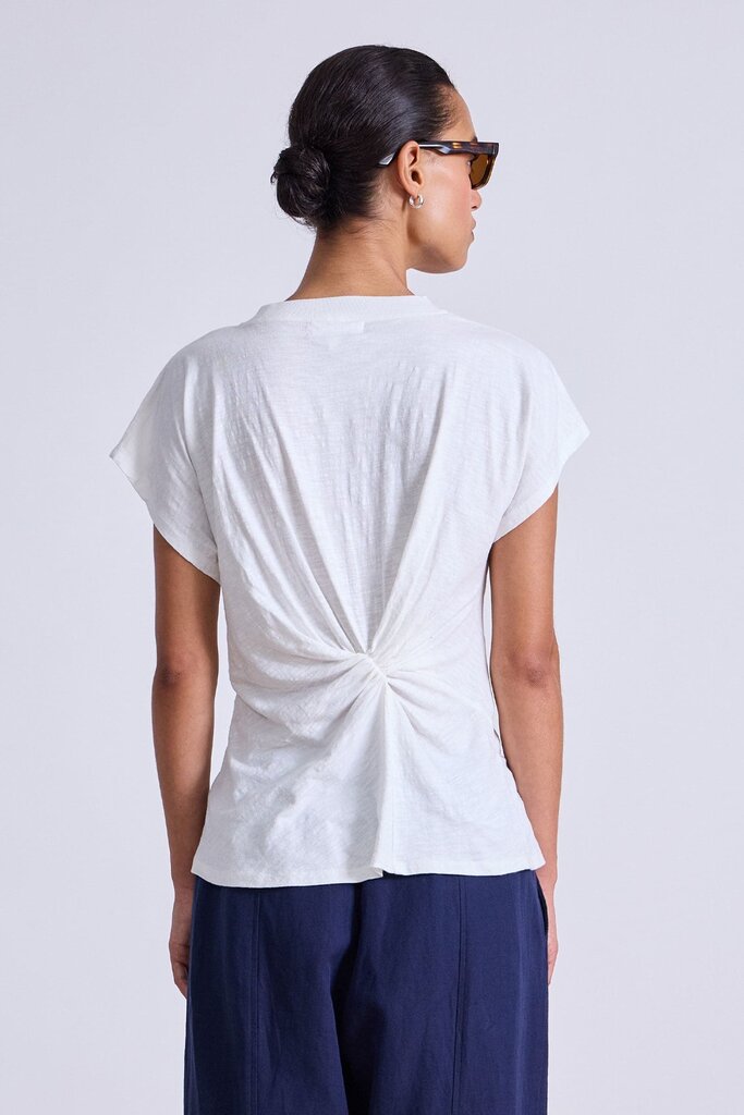 APIECE APART VOLTA TWIST TOP IN WHITE