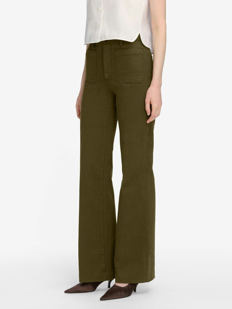 THE REFINED IN TREE MOSS