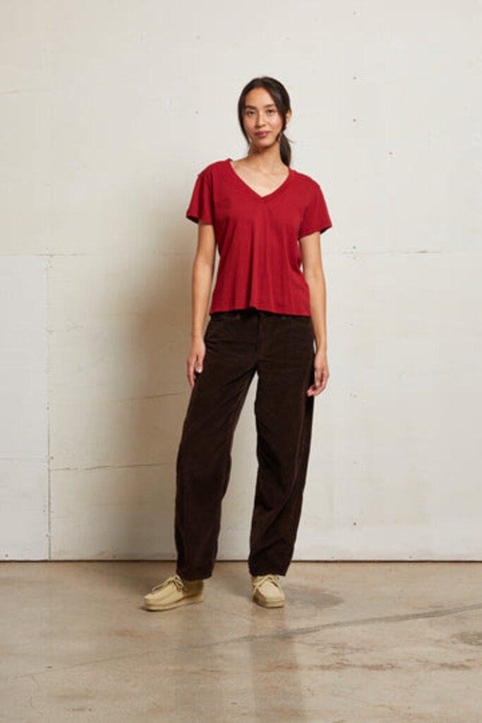 PERFECT WHITE TEE HENDRIX V-NECK TEE IN MAPLE