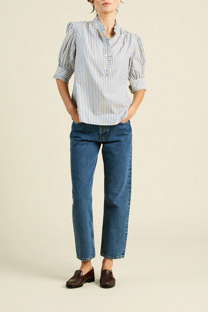 TROVATA NOAH BLOUSE IN OCEANVIEW STRIPE