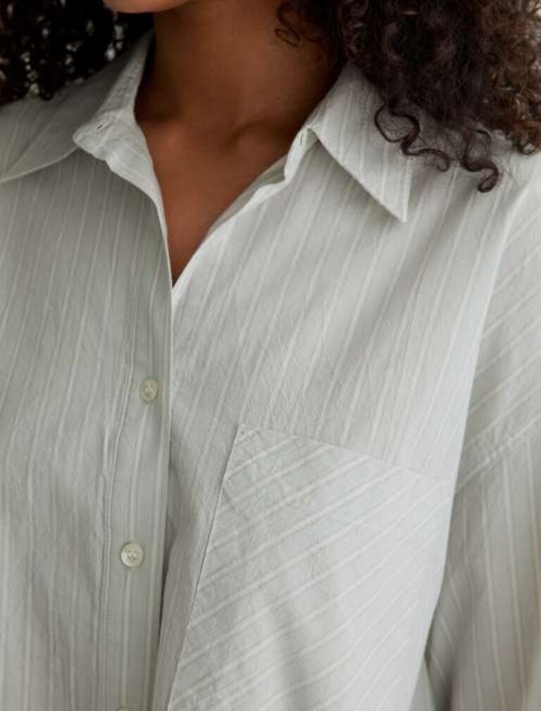 AG KELLAN SHIRT IN STUDIO STRIPE SEA FOG