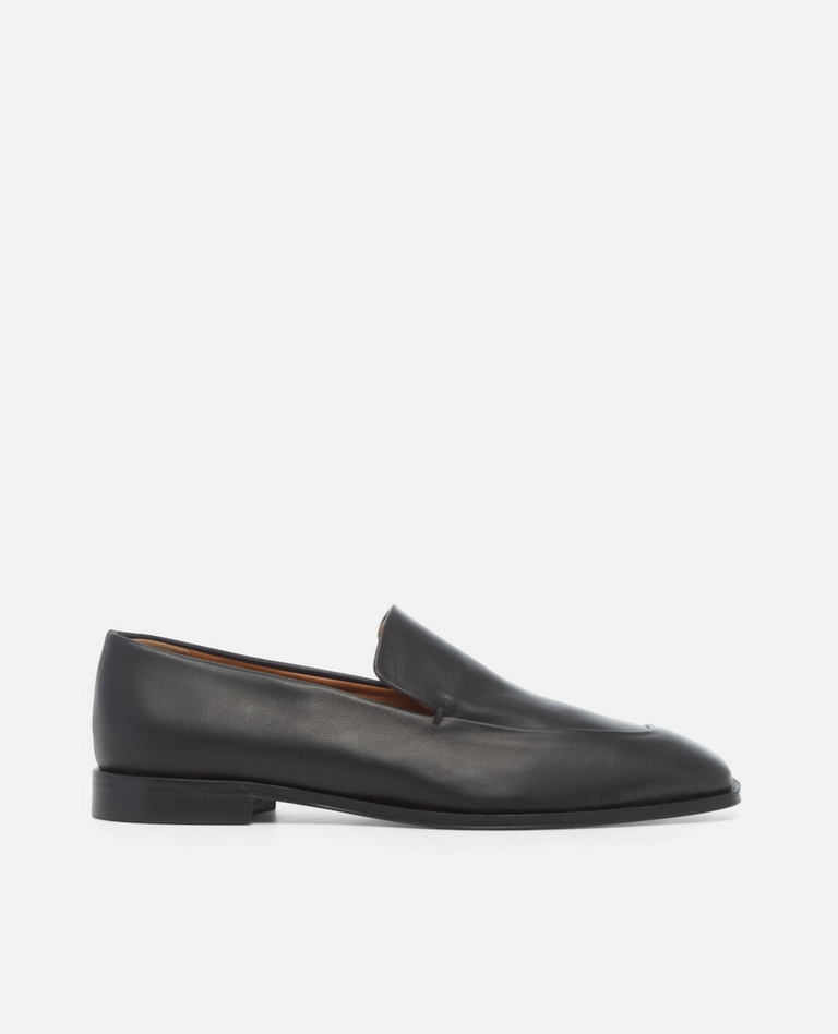 COCLICO JUSTINE LOAFER IN AJAX BLACK