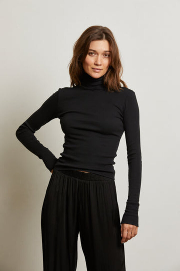 PERFECT WHITE TEE HAYDEN LUXE RIB TURTLENECK IN TRUE BLACK