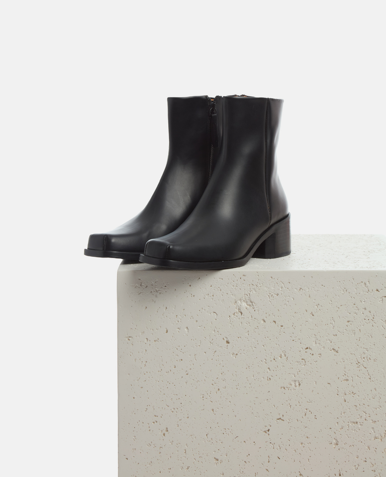 COCLICO ACTION BOOT IN AJAX BLACK