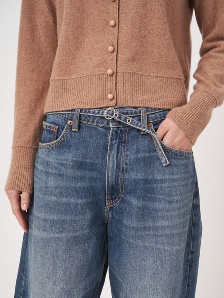 REPEAT CASHMERE CREWNECK CARDIGAN IN CAMEL