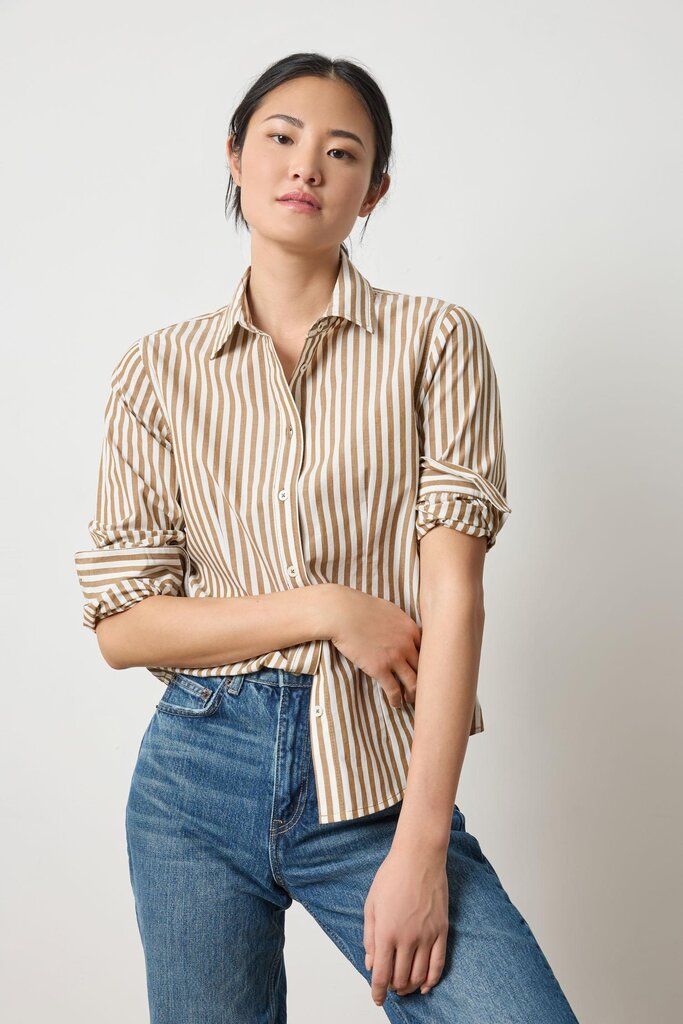 LILLA P SLIM FIT BUTTON DOWN IN DIJON/TALC STRIPE