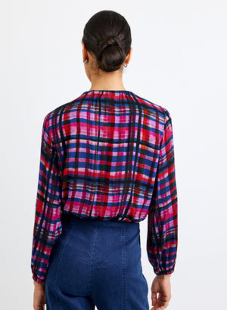 BELLA DAHL ELASTIC SHIRRED TOP IN WINTER PLAID