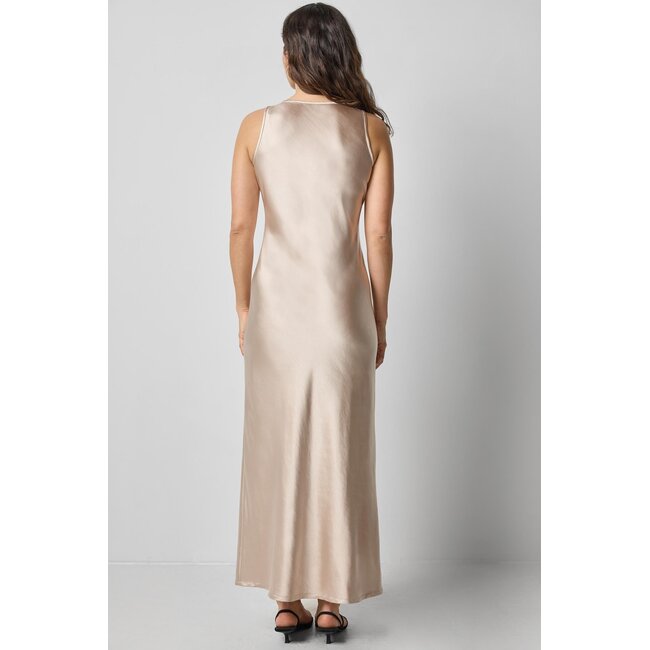 LILLA P SATIN BIAS MAXI DRESS IN ANGORA