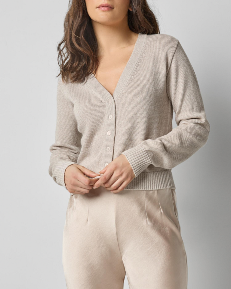 LILLA P V-NECK SPARKLE CARDIGAN IN MIST