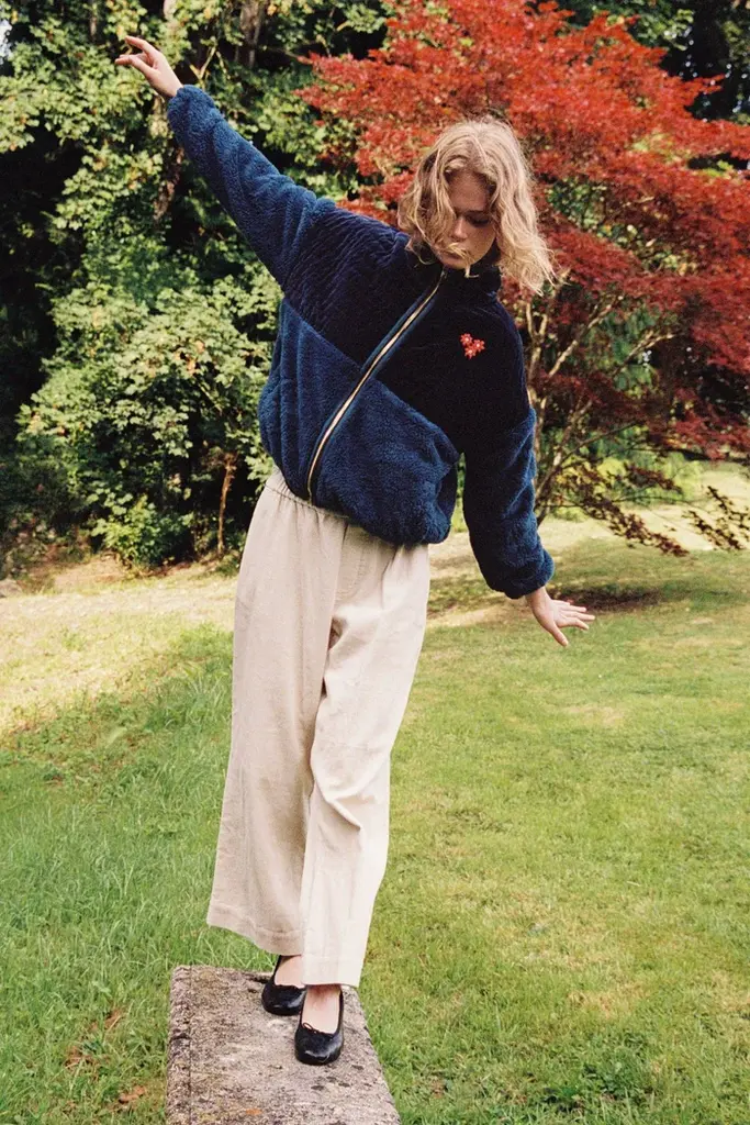 TROVATA LENNOX ZIP-UP IN DARK SAPPHIRE