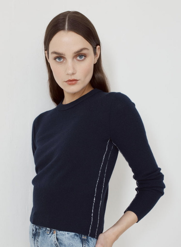AUTUMN CASHMERE CASHMERE CREW W/CONTRAST SIDE SEAM IN NAVY/CHALK