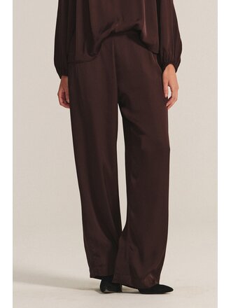 VELVET LARKIN PULL ON PANT IN MULCH