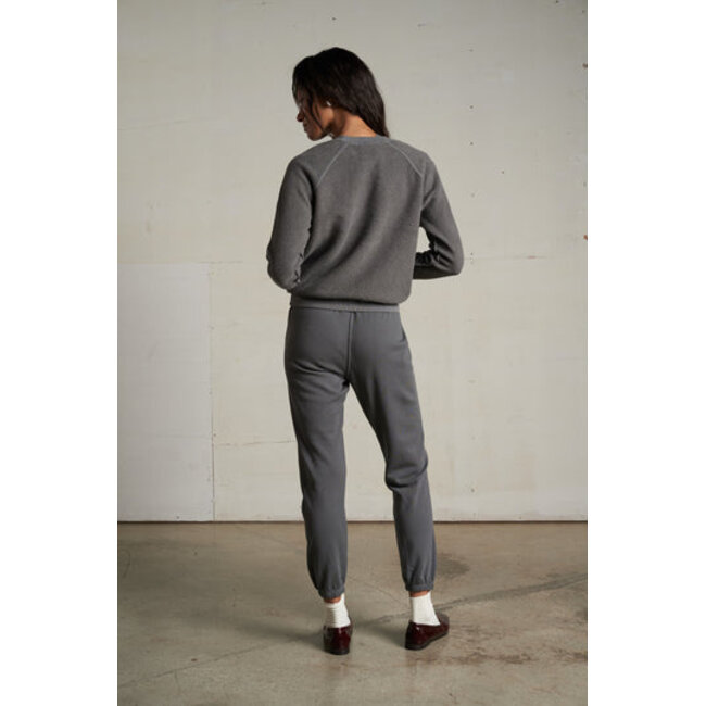 PERFECT WHITE TEE ZIGGY INSIDE OUT FLEECE SWEATSHIRT IN CHARCOAL