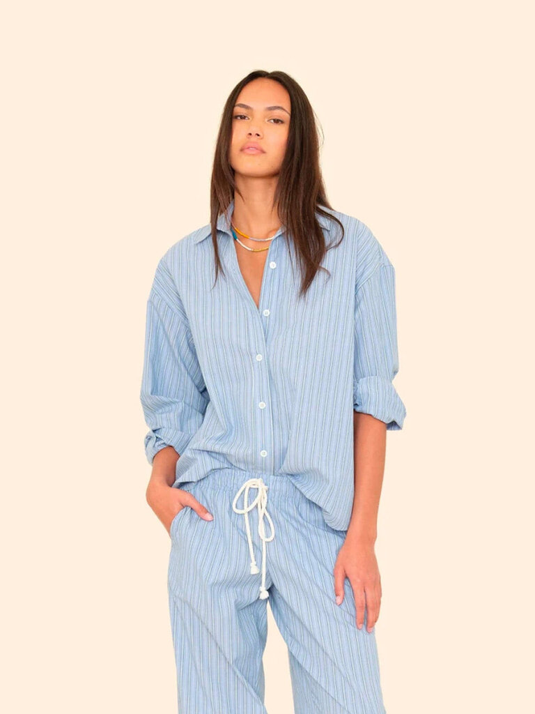 XIRENA HAYVEN SHIRT IN CHAMBRAY TEAL STRIPE