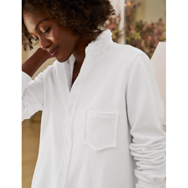 FRANK & EILEEN RELAXED BUTTON UP IN WHITE TRIPLE FLEECE
