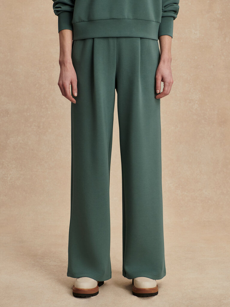 VARLEY EXTRA WIDE LEG PANT 29.5 IN DARK FOREST