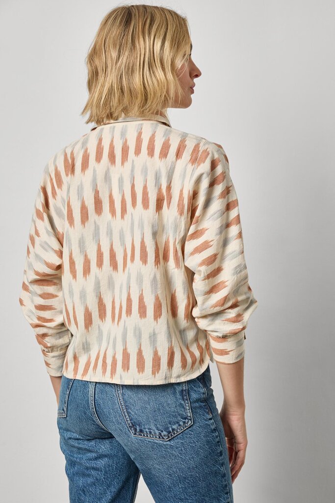 LILLA P IKAT DOLMAN BUTTON DOWN IN CAROB IKAT