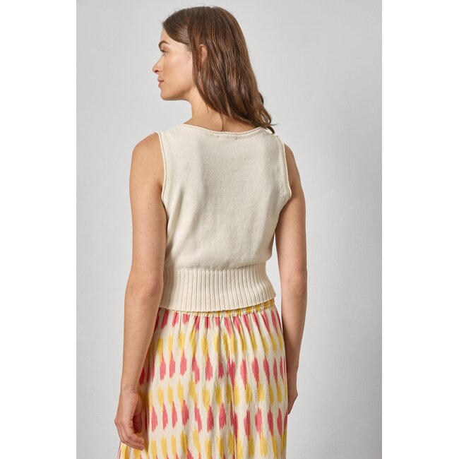 LILLA P CROPPED SCOOP TANK SWEATER IN OFF WHITE