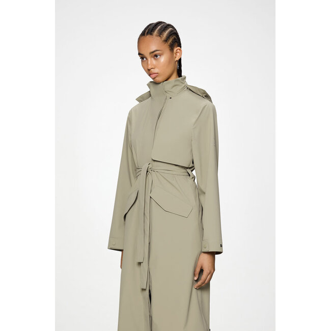 RAINS SUVA HARDSHELL W COAT W3 IN BEIGE