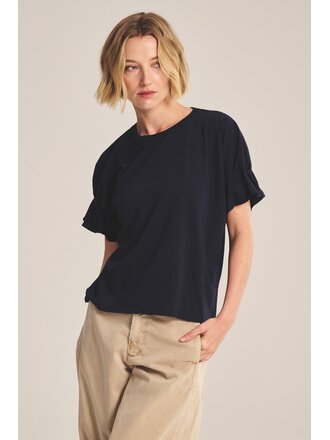 VELVET TAE SHIRR S/S TOP IN NAVY