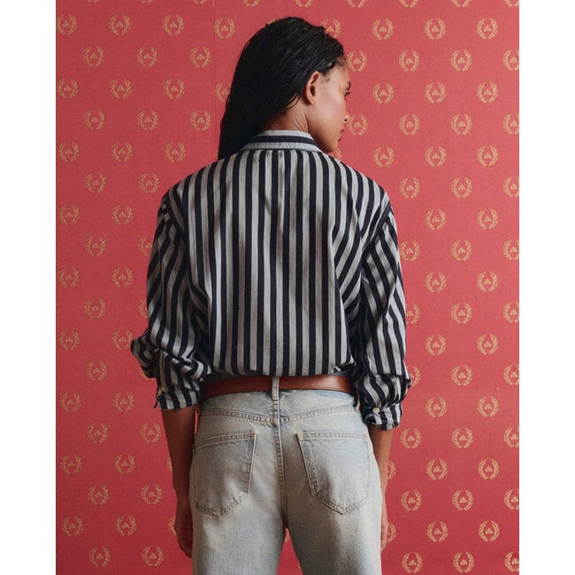 THE GREAT THE DAILY BUTTON UP IN BLUE CLUB STRIPE