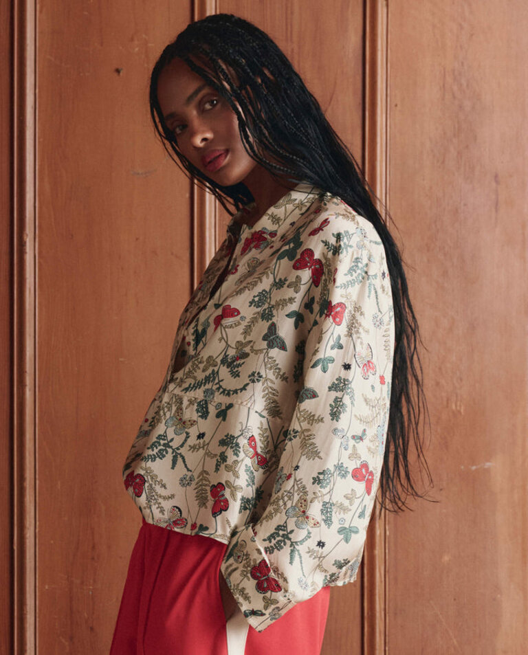 THE GREAT THE MEADOW HENLEY TOP IN FLOATING BUTTERFLY