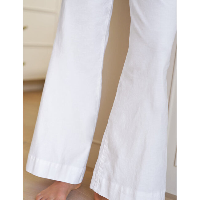 FRANK & EILEEN WEST VILLAGE NYC WIDE LEG TROUSER IN WHITE LINEN
