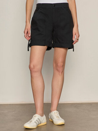 SANCTUARY ANGELS SHORT IN BLACK
