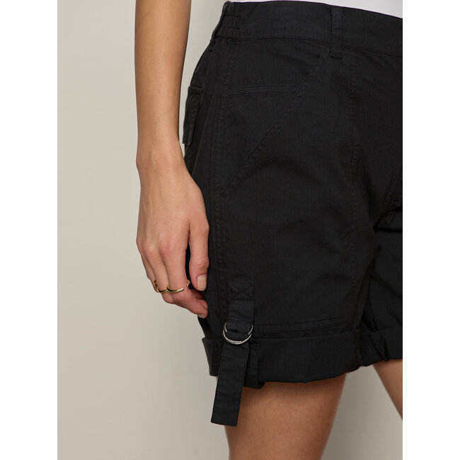 SANCTUARY ANGELS SHORT IN BLACK