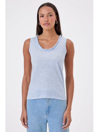 MADELYN SCOOP TANK W/RUFFLE IN BLUEBELL