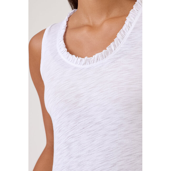 GOLDIE MADELYN SCOOP TANK W/RUFFLE IN WHITE
