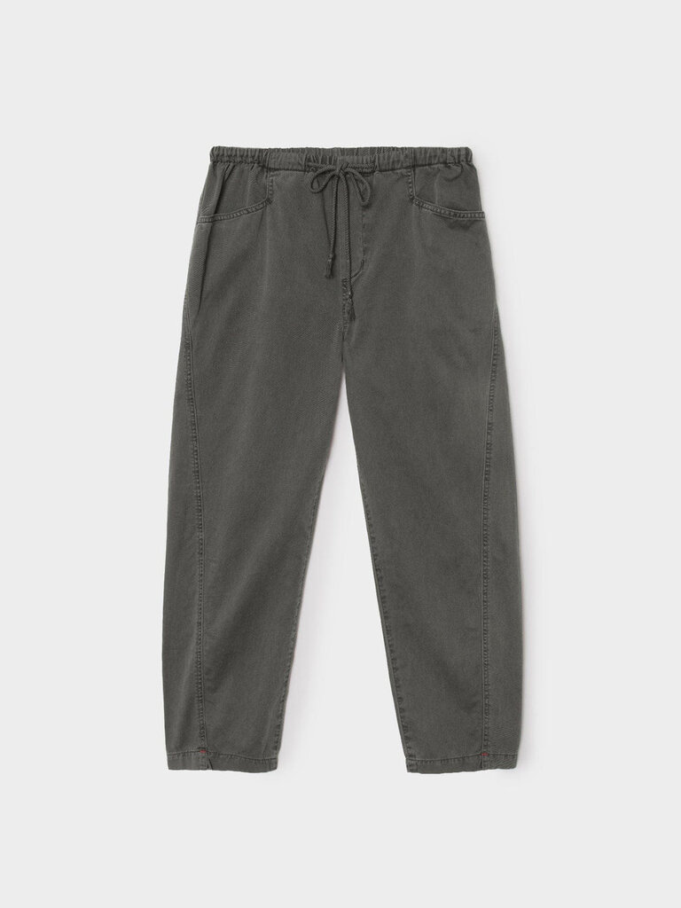 XIRENA BAXTER PANT IN CARBON