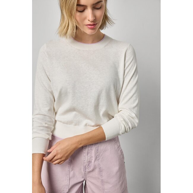 LILLA P PICOT EDGE CREWNECK IN WHITE LINEN