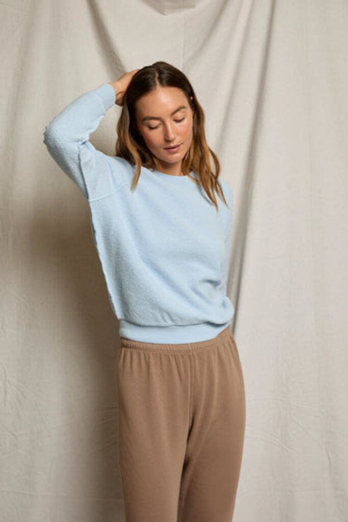 PERFECT WHITE TEE ZIGGY INSIDE OUT FLEECE SWEATSHIRT IN POWDER BLUE
