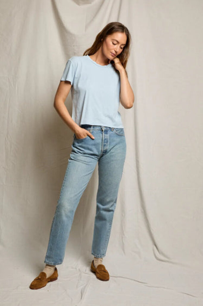 PERFECT WHITE TEE HARLEY S/S BOXY CREW IN POWDER BLUERLEY S/S BOXY CREW