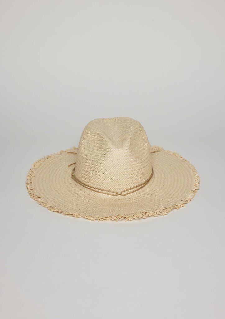 HAT ATTACK TRAVELER CONTINENTAL HAT WITH FRINGE IN NATURAL/TAN