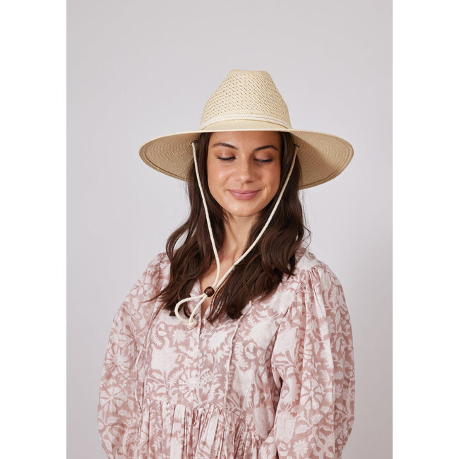 HAT ATTACK PACKABLE SURFER CHINSTRAP HAT IN NATURAL