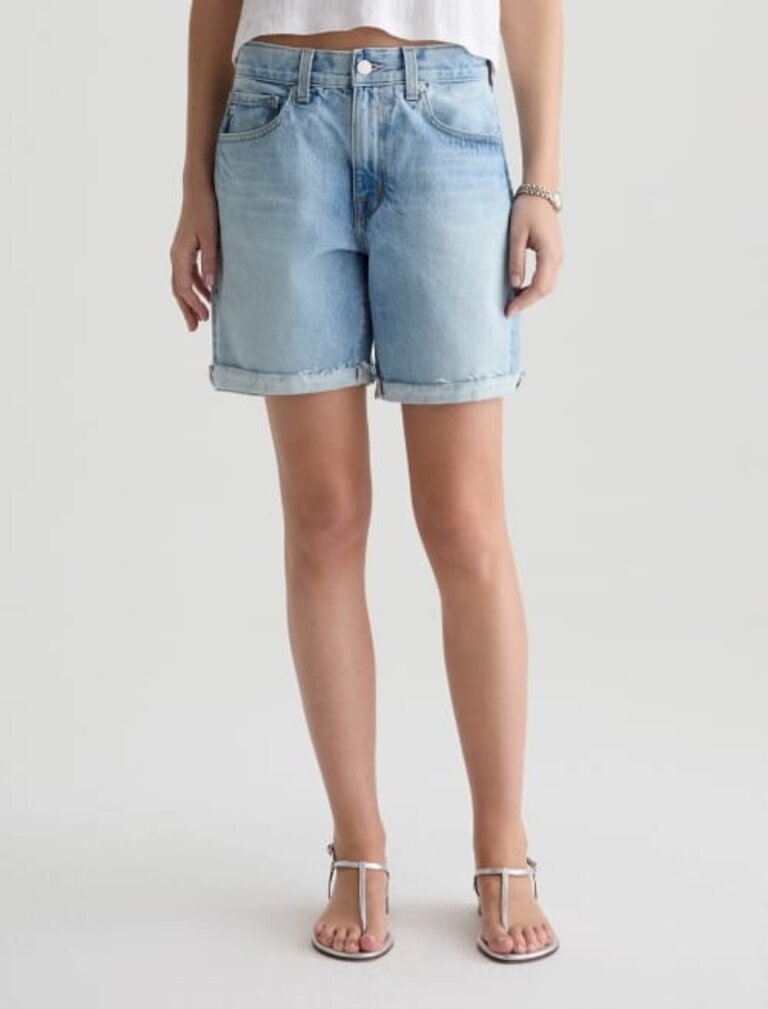 AG EX-BOYFRIEND SHORT IN SOFT FOCUS