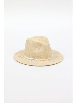 HAT ATTACK CLASSIC TRAVEL HAT IN NATURAL/WHITE