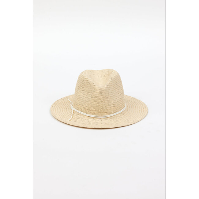 HAT ATTACK CLASSIC TRAVEL HAT IN NATURAL/WHITE