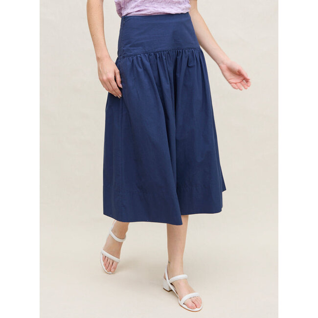 MARGARET O'LEARY VENICE POPLIN SKIRT IN WHITE AND NAVY