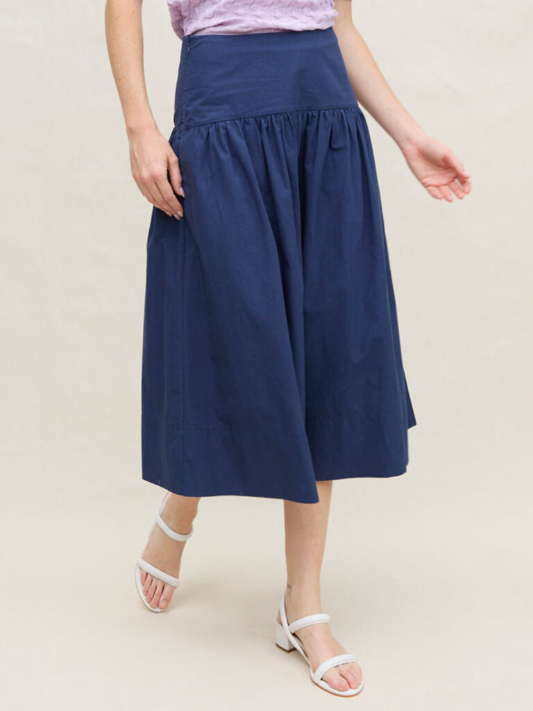 MARGARET O'LEARY VENICE POPLIN SKIRT IN WHITE AND NAVY