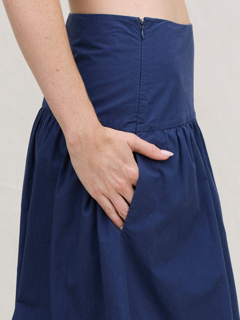 MARGARET O'LEARY VENICE POPLIN SKIRT IN WHITE AND NAVY