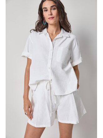 LILLA P LINEN BLEND BOYFRIEND BUTTON DOWN IN WHITE