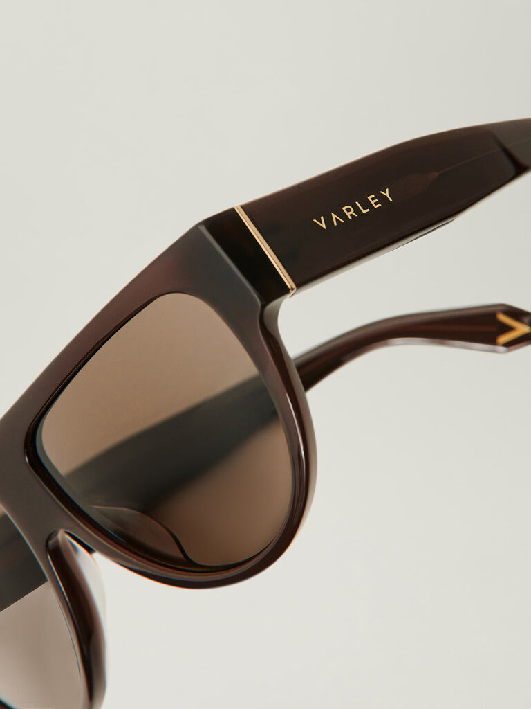 VARLEY VARLEY DALLING OVERSIZE SUNGLASSEDALLING OVERSIZE SUNGLASSES CHOCOLATES CHOCOLATE