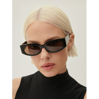 VARLEY LAMBETH OVAL SUNGLASSES IN BLACK